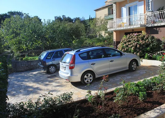 Apartments For Families With Children Zdrelac, Pasman - 8424 Zdrelac