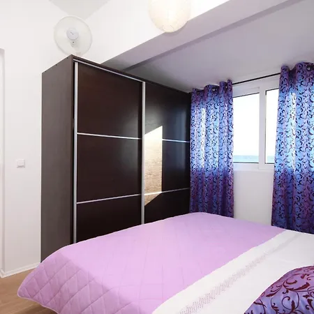 Apartments For Families With Children Zdrelac, Pasman - 8424 Апартаменты Ждрелац